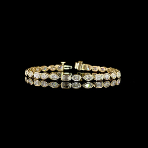 สร้อยข้อมือเพชรทองคำแท้ 18K หรูหราสำหรับผู้หญิง ทรงเหลี่ยมมรกต เครื่องประดับงานแต่งงาน - Product Image 1