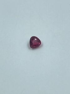 Exquisita Piedra Preciosa de Espinela Roja Natural con Corte Corazón de 4.60MM y 0.45 Quilates, Piedra Suelta para la Elaboración de Joyería Fina - Product Image 4