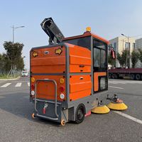 Balayeuse de voirie électrique industrielle avec brosse et réservoir d'eau de 600L