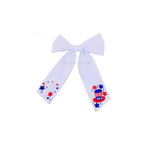 Nœud de cheveux perlé 4 juillet, motif drapeau et étoiles, accessoire capillaire tendance, nœud crocodile fait main en perles de rocaille pour la fête patriotique - Product Image 4