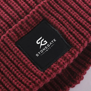 Bonnet d'hiver ODM personnalisé avec logo, bonnet tricoté en acrylique doux et chaud, avec revers, pour hommes et femmes, idéal pour le cyclisme, la course et les voyages - Product Image 6