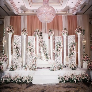 Scène de mariage de style grand romain ou de style occidental, scène de mariage en plein air, thème romain en intérieur - Product Image 1