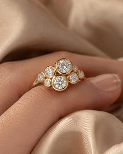 Bague florale personnalisée en moissanite taille ronde, or massif 14 carats, pour femme, idéale pour les fêtes, les propositions de mariage ou comme cadeau pour petite amie - Product Image 1