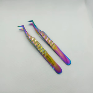 Pince à cils courbée à pointe fine, outil de préhension des cils, équipement de beauté en acier inoxydable de haute précision - Product Image 1