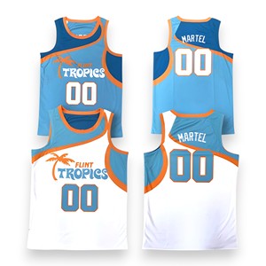 เสื้อบาสเก็ตบอลแบบสั่งทำ OEM แบบกลับด้านได้ พิมพ์ลายสองด้าน ระบายอากาศได้ดี ดีไซน์ย้อนยุค ตัวอักษรด้านหน้า แบบไม่มีแขน - Product Image 1