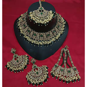 Collier ras-de-cou en alliage plaqué or 18 carats avec pierres de cristal, perles et diamants pour soirée - 10575555DGR - Product Image 3