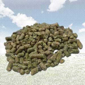Suministro a granel de pellets de alfalfa para granjas lecheras e industria de alimentación equina con pellets de alfalfa premium con alto contenido de fibra - Product Image 2