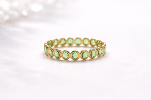 Anillo Minimalista y Delicado de Plata de Ley 925 con Esmeralda y Cuarzo, Engastado en Bisel, Hecho a Mano - Product Image 4