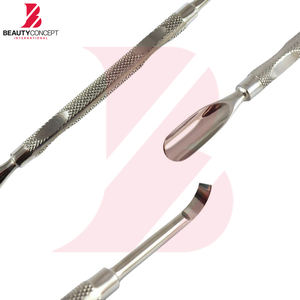 Empujador de Cutículas Antideslizante de Color Plateado Hecho a Mano, Fácil de Usar, Juego de Herramientas de Manicura de Acero Inoxidable Totalmente Personalizado - Product Image 6