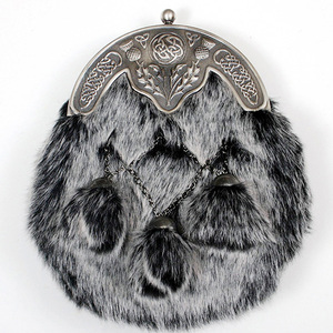 GNG IMPEX Sporran semi-formel pour homme avec fermoir à broche, fait main en laine tartan, fourrure et cuir, avec sac - Product Image 1