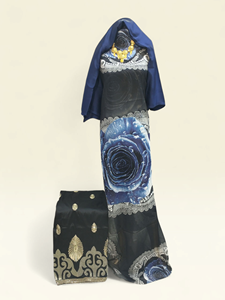 Conjunto de Tela Dirac Suiza Floral Premium - Elegante Atuendo Tradicional Somalí con Chal y Borde a Juego - Product Image 4