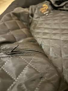 Veste en cuir matelassée écologique personnalisée de haute qualité pour l'hiver, doublure en polyester, plusieurs couches, boutons, fermeture éclair - Product Image 4