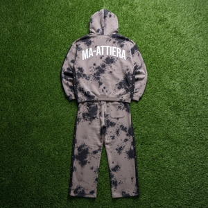 Conjunto de Sudadera con Capucha y Pantalones Anchos con Cierre, Color Gris Carbón, con Detalles de Tachuelas, Estilo Urbano, Personalizable OEM ODM - Product Image 5