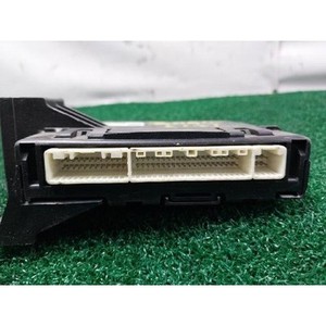 ECUs et modules informatiques d'occasion Prius 8865047171 - Product Image 2