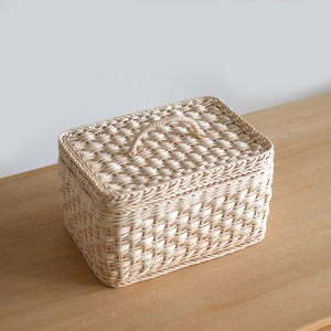 Hermosas cajas de almacenamiento de ratán, cajas con tapa tejidas a mano, organizador de accesorios para Navidad. - Product Image 4