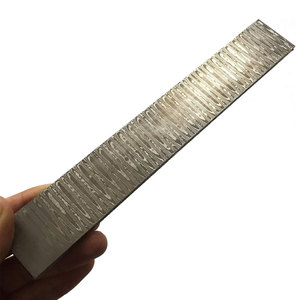 Barra de Acero Damasco con Patrón de Plumas Hecha a Mano para Fabricación de Cuchillos, 0.5mm de Grosor, 193mm de Longitud, Acero en Blanco con Patrón Soldado - Product Image 4