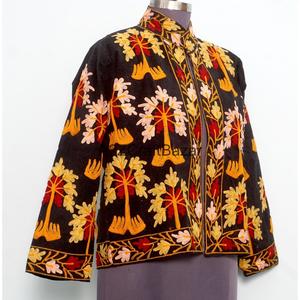 Chaqueta Acolchada Ecológica con Bordado Floral, Cuello Mandarín, Botones, Forro de Algodón a Rayas, Hecha a Mano, para Invierno, Otoño y Primavera - Product Image 4