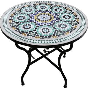 Mesas marroquíes con base redonda de aspecto elegante, adornadas con mosaico de nácar y patas de metal negro, a un precio impresionante. - Product Image 1