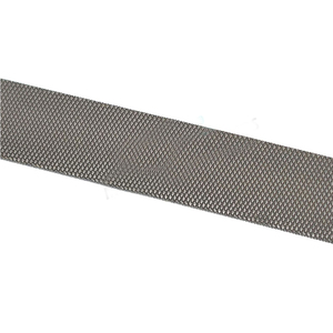 Raspador de Pezuñas Resistente para Recortar y Dar Forma a las Pezuñas de Caballos - Product Image 5