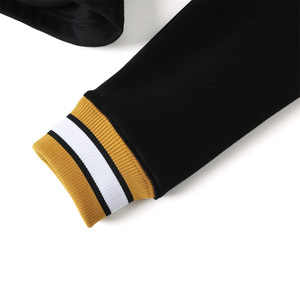 Cárdigan de lana grueso de invierno para mujer, estilo universitario de Alabama State, negro con ribete de rayas blancas y amarillas, botones frontales y bolsillos de parche, clásico. - Product Image 5