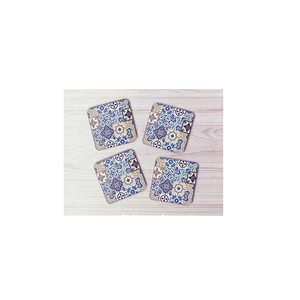 Juego de Posavasos Cuadrados de Madera Clásicos Modernos, 4 Piezas, Ecológicos, con Adhesivo de MDF, Acabado en Resina Personalizado, Diseños Únicos para - Product Image 5