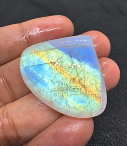 Piedras Preciosas Naturales Sueltas de Alta Calidad, Mezcla de Tamaños y Formas, Lote de Alta Potencia, Piedra Lunar Azul Claro Cabujón para Joyería - Product Image 1