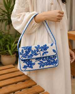 Sacs à bandoulière légers et écologiques en polyester tissé, style bohème, avec lettres bleues et blanches perlées, faits à la main, pour mariage, tendance - Product Image 1