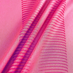 Fabricant pakistanais d'uniformes de football unisexes, 100% polyester doux et confortable, service OEM, uniforme de football personnalisé - Product Image 4