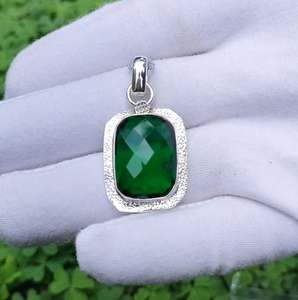 Pendentif émeraude fait main, pierre précieuse naturelle, bijoux en argent sterling, cadeau élégant pour femme, collier pour anniversaire - Product Image 4