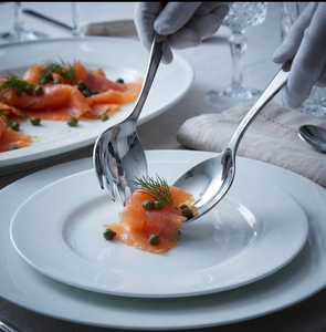 Cuchara para ensalada de acero inoxidable plateado brillante clásico, resistente al óxido, perfecta para eventos, restaurantes, hoteles y resorts. - Product Image 6