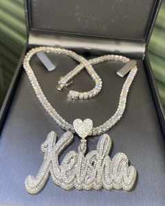 Colgante de Moissanita Personalizado con Certificado GRA, Nombre Grabado, Plata 925, Totalmente VVS, Estilo Hip Hop - Product Image 1