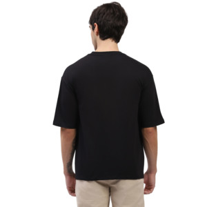 Camiseta Negra de Cuello Redondo y Manga Corta para Hombre con Estampado Gráfico, Estilo Urbano, Corte Regular, Jersey de Algodón - Product Image 4