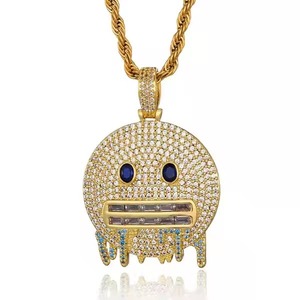 Pendentif unisexe plaqué or avec design inspiré des diamants étincelants pour la mode hip-hop et le port quotidien - Product Image 4