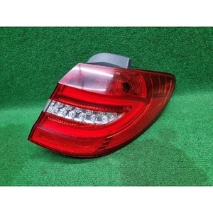 Luz Trasera Derecha Usada Clase B A2468200664 - Product Image 1