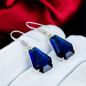 Boucles d'oreilles en saphir bleu, boucles d'oreilles pendantes en argent sterling 925 avec pierres précieuses en forme de cercueil, bijoux en pierre bleue, cadeau pour elle - Product Image 2
