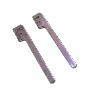 Herramienta de conformación de placas óseas quirúrgicas de acero inoxidable para uso en la fijación de fracturas ortopédicas, dobladores de placas ortopédicas ajustables - Product Image 1