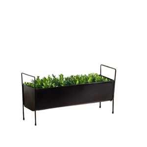 Macetas Metálicas con Patrones Decorativos para una Decoración Elegante del Hogar, Creando Interés Visual con una Exhibición de Plantas con Estilo - Product Image 1