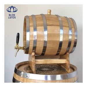 Très demandé : Baril à vin en bois traditionnel, conteneur de stockage en bois pour l'âge du vin et usage décoratif vintage - Product Image 1