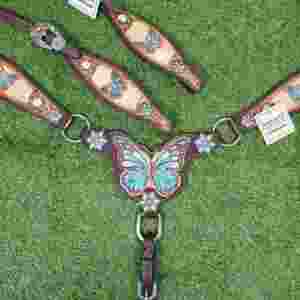 Juego de Arreos para Caballo con Mariposas Turquesas: Cabezada de Cuero Pintada a Mano, Concho de Flor Turquesa - Product Image 3