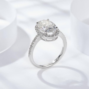 Bague d'éternité ovale personnalisée de haute qualité, certifiée IGI, en diamant et moissanite, pour femme, faite à la main en argent sterling, style hip-hop - Product Image 1