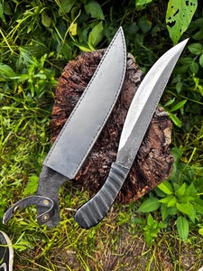 Couteau de chasse personnalisé en acier au carbone, lame à pointe tombante, manche en cuir, couteau de survie en plein air, non réglable - Product Image 3