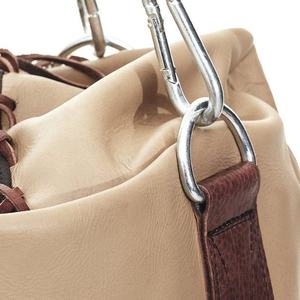 Sac de frappe personnalisé en cuir véritable de qualité supérieure, marron clair bicolore, rempli de sable, pour entraînement de boxe intensif en salle de sport - Product Image 3