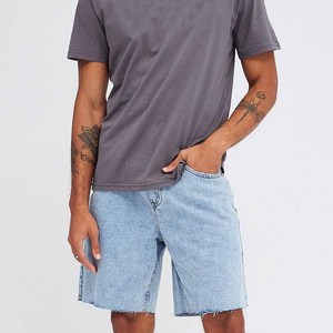 Nouveaux shorts en jean respirants pour hommes, bleu clair, taille haute, style décontracté, délavé, avec braguette boutonnée en coton - Product Image 2