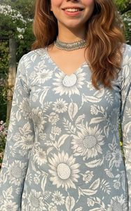 Kurti Corto de Rayón Estampado para Mujer, Cómodo y Ligero, Estilo Étnico, Informal y para Fiestas - Product Image 4