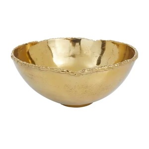 Corbeille à fruits dorée la plus vendue avec base en métal en forme de bois de cerf pour le rangement décoratif des fruits, idéale pour la cuisine et la table à manger, disponible à la vente - Product Image 2