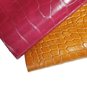 Cuero Sintético de PVC con Patrón de Cocodrilo y Piel de Vaca al por Mayor para Cinturones, Carteras, Bolsos, Zapatos, Asientos de Coche y Otros Productos de Cuero - Product Image 1