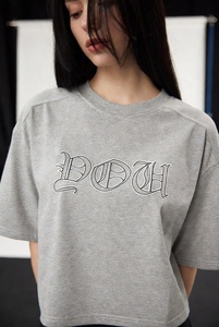 T-shirt court gris pour femme, col rond, manches courtes, coupe ample, logo brodé, décontracté, printemps-été, 100 % coton jersey - Product Image 2