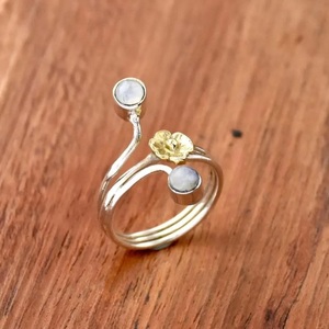 925 Sterling Silver Rainbow Moonstone <b>Statement</b> <b>Ring</b> Handmade Boho Flower Jewelry June Birthstone - Product Image 3