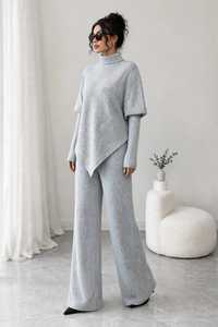 Conjunto de dos piezas para mujer: suéter gris de punto con cuello alto y pantalones anchos - Product Image 4