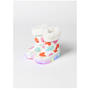 Bottes pour enfants OZKIZ style coréen, motif cœur, pour filles de 2 à 6 ans, mode hiver, vente en gros, tige synthétique avec fonction lumineuse - Product Image 1
